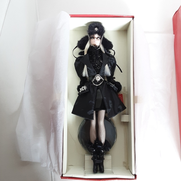 Barbie Fashion Model Collection Russia Verushka Doll - Picture 3 of 16